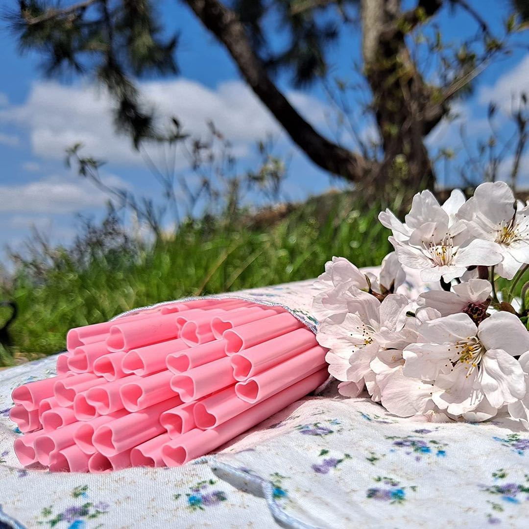 Pack of 10 Heart-shaped straws